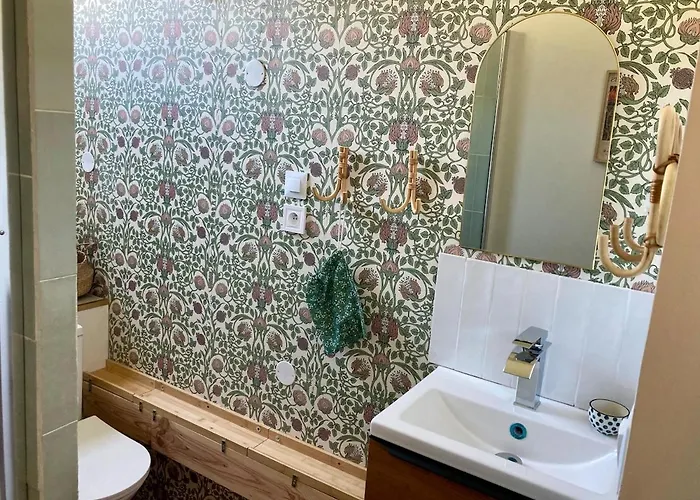 L Henri Oloron-Sainte-Marie